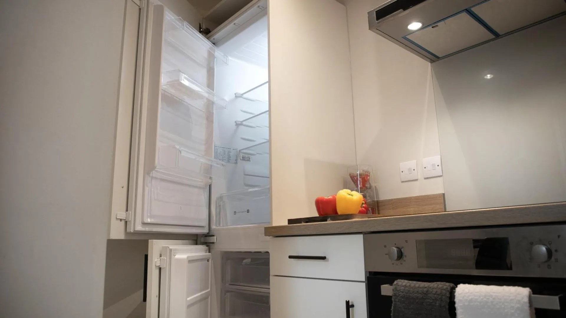 Ferienwohnung Apt 26, Stylish 1-Br With Soothing Green Tones Leeds  Apartment