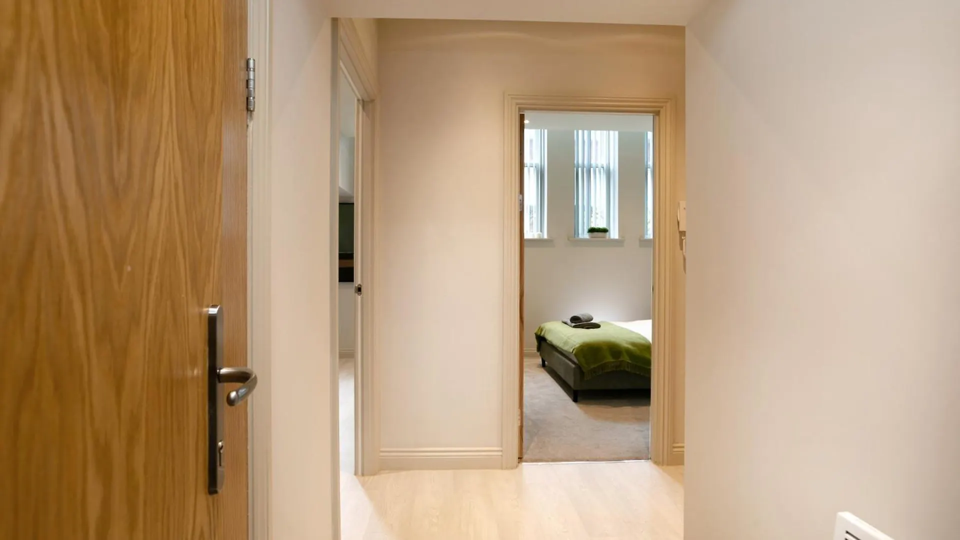 Apt 26, Stylish 1-Br With Soothing Green Tones Lägenhet Leeds
